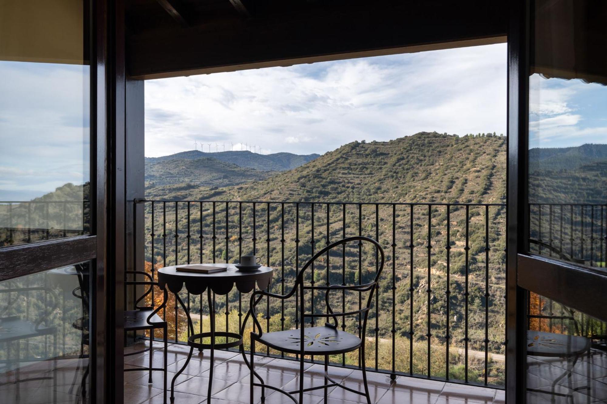 Parador De Sos del Rey Católico Esterno foto