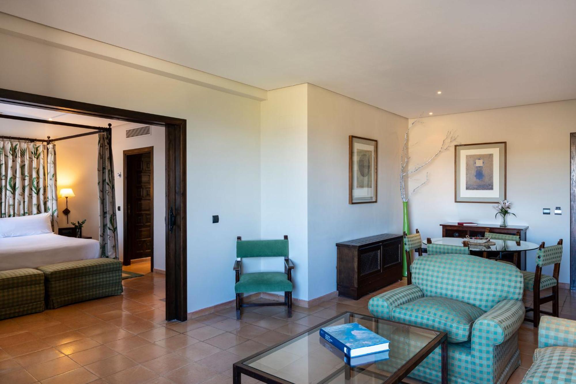 Parador De Sos del Rey Católico Esterno foto